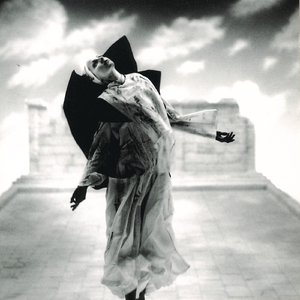 粗壮军人大JI巴进入
